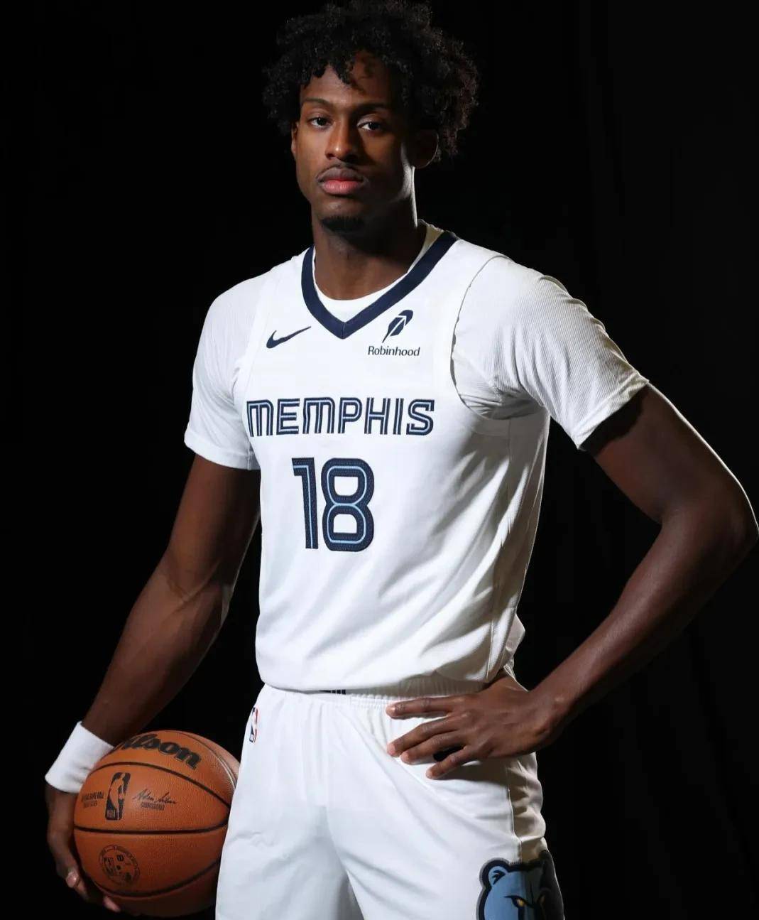 乐鱼app-达拉斯独行侠v俄克拉荷马雷霆队